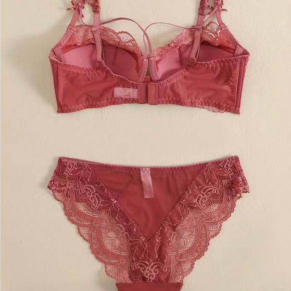 Sexy bra n panty set - Picture 2 of 12